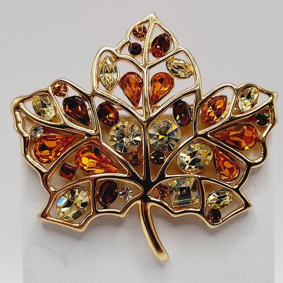 Vintage Nolan Miller Maple Leaf Brooch Gold Plate Rhinestone Glamour Collection - Picture 11 of 11